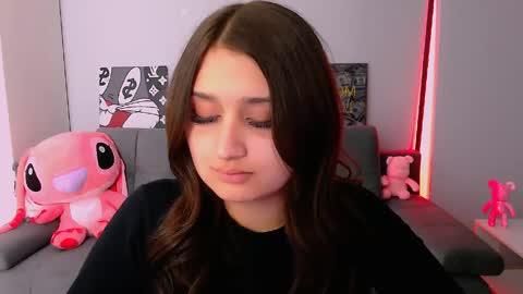Amelie online show from April 2026 04:48:02 PM