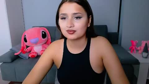 Amelie online show from May 2026 04:15:01 PM