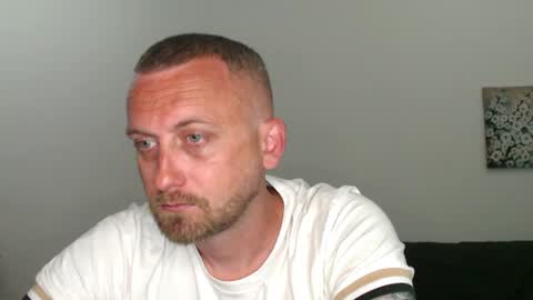 Snapshot of darksiderr13 chatting on April 2026 03:29:01 AM Tony online show from April 2026 03:29:01 AM