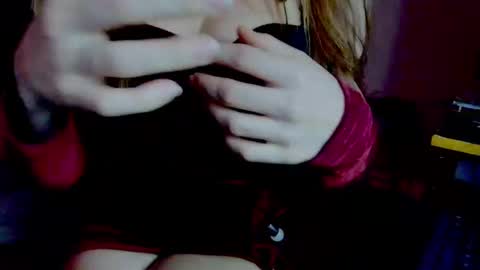 roseredgoddess online show from January 2025 03:29:01 AM