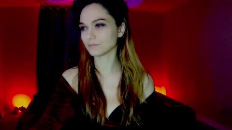 roseredgoddess online show from January 2025 03:48:01 AM