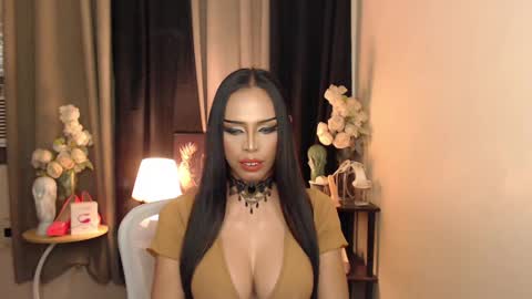 Snapshot of darksoul_mistress chatting on February 2025 01:51:01 PM HAPPY BIRTHDAY MISTRESS MADRIANA online show from February 2025 01:51:01 PM