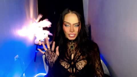 HAPPY BIRTHDAY MISTRESS MADRIANA online show from June 2026 02:05:01 AM