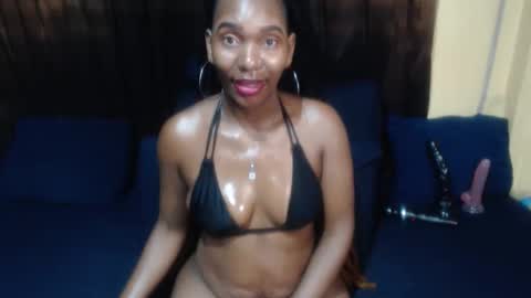 Snapshot of darksultryxx30 chatting on April 2026 01:53:01 AM Darksultryxx30 online show from April 2026 01:53:01 AM