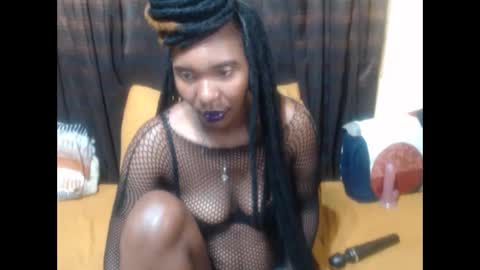 Snapshot of darksultryxx30 chatting on May 2026 06:35:02 PM Darksultryxx30 online show from May 2026 06:35:02 PM