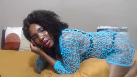 Snapshot of darksultryxx30 chatting on May 2026 11:12:03 PM Darksultryxx30 online show from May 2026 11:12:03 PM