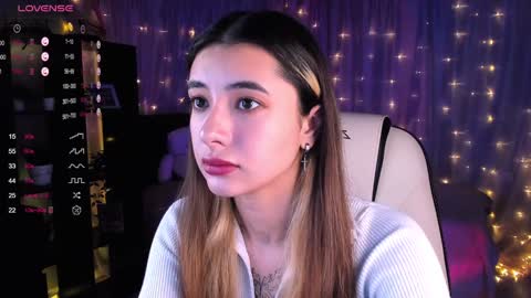 Belle online show from December 2024 03:47:02 AM