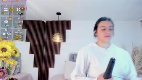 Snapshot of darling_spoiled chatting on April 2026 10:57:01 AM darling online show from April 2026 10:57:01 AM