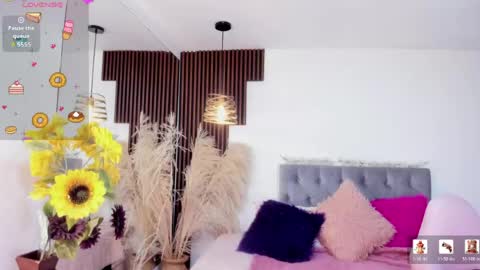 Snapshot of darling_spoiled chatting on May 2026 11:27:02 AM darling online show from May 2026 11:27:02 AM