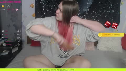 darling_tony18 online show from December 2024 03:00:01 PM