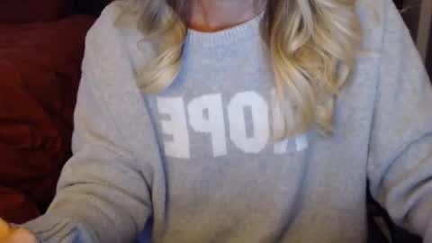 DarlingD online show from October 2025 12:38:01 PM