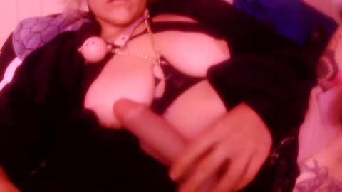 darnette_daisy online show from April 2026 05:32:02 AM