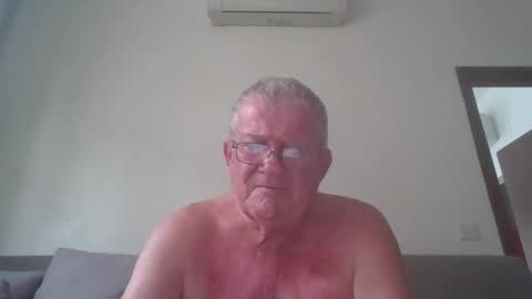 Snapshot of darwincock chatting on March 2026 03:21:02 AM darwincock online show from March 2026 03:21:02 AM