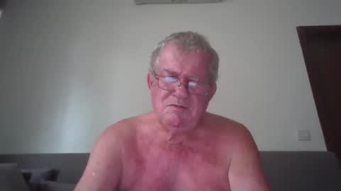 darwincock online show from May 2026 02:38:01 AM