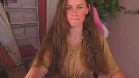 Snapshot of datsi_benson chatting on July 2026 03:03:02 PM Datsi Benson online show from July 2026 03:03:02 PM
