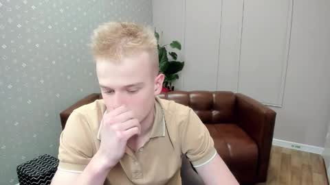 Snapshot of dattouz chatting on April 2026 05:56:02 AM Jossif online show from April 2026 05:56:02 AM