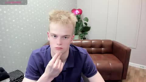 Snapshot of dattouz chatting on April 2026 07:35:01 AM Jossif online show from April 2026 07:35:01 AM