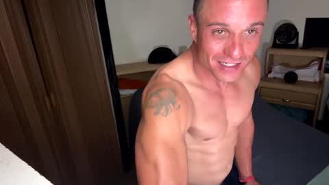 Snapshot of dave875126 chatting on May 2026 12:07:01 AM dave875126 online show from May 2026 12:07:01 AM