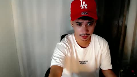 Snapshot of dave_cummers chatting on February 2026 02:23:01 PM DAVE online show from February 2026 02:23:01 PM