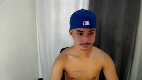 Snapshot of dave_cummers chatting on February 2026 02:26:02 AM DAVE online show from February 2026 02:26:02 AM