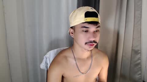 Snapshot of dave_cummers chatting on February 2026 11:58:01 PM DAVE online show from February 2026 11:58:01 PM