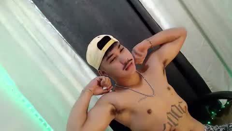 Snapshot of dave_cummers chatting on February 2026 01:47:02 AM DAVE online show from February 2026 01:47:02 AM