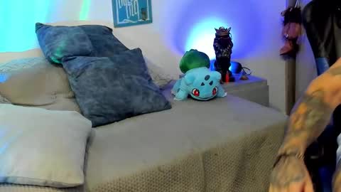 Snapshot of dave_max93 chatting on November 2025 02:51:01 PM DAVE MAX online show from November 2025 02:51:01 PM