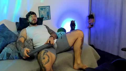 Snapshot of dave_max93 chatting on November 2025 03:03:02 PM DAVE MAX online show from November 2025 03:03:02 PM