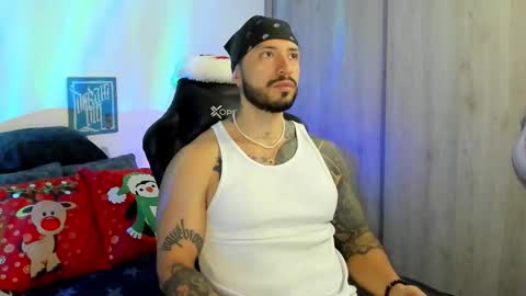 Snapshot of dave_max93 chatting on December 2025 12:34:02 PM DAVE MAX online show from December 2025 12:34:02 PM