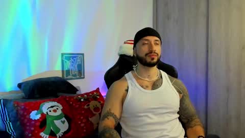 Snapshot of dave_max93 chatting on December 2025 03:13:01 AM DAVE MAX online show from December 2025 03:13:01 AM