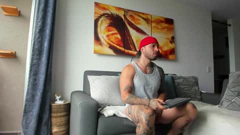 DAVE MAX online show from April 2026 04:45:02 PM