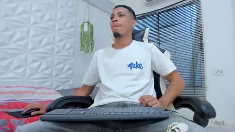 dave online show from September 2025 12:38:02 PM