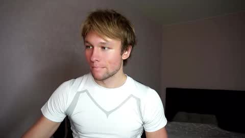 Snapshot of dave_taylor chatting on May 2026 01:56:01 AM DAVE online show from May 2026 01:56:01 AM