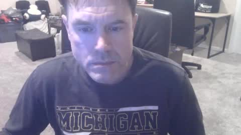 daved14u online show from October 2025 06:06:02 AM