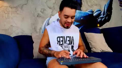 Snapshot of daveparker_ chatting on February 2026 01:27:02 PM Dave online show from February 2026 01:27:02 PM