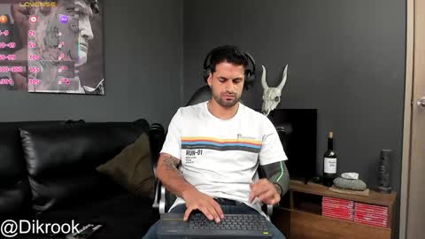 Daves online show from February 2025 12:27:02 PM