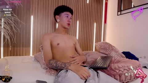 Snapshot of david_banks_ chatting on March 2026 12:09:01 PM David online show from March 2026 12:09:01 PM