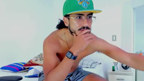 Hey im David that loves to explore and speak their fantasies. Very open talktative and nice. Feel free to chat with me online show from December 2025 01:06:01 PM