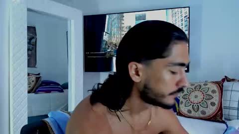 Hey im David that loves to explore and speak their fantasies. Very open talktative and nice. Feel free to chat with me online show from February 2026 12:06:02 PM