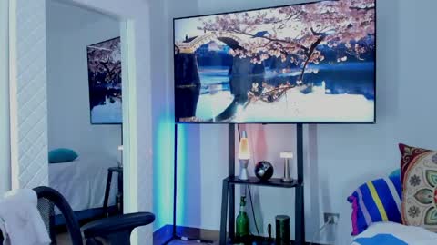 Hey im David that loves to explore and speak their fantasies. Very open talktative and nice. Feel free to chat with me online show from May 2026 11:38:01 AM
