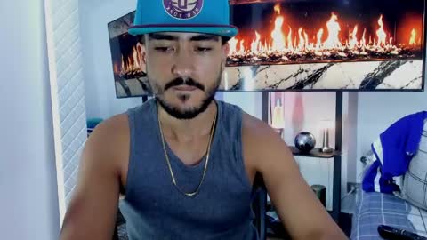 Hey im David that loves to explore and speak their fantasies. Very open talktative and nice. Feel free to chat with me online show from May 2026 01:22:02 AM
