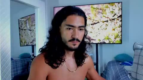 Hey im David that loves to explore and speak their fantasies. Very open talktative and nice. Feel free to chat with me online show from June 2026 11:49:02 AM
