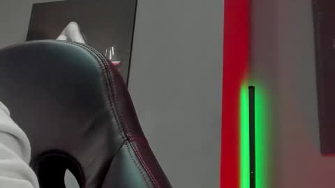 David Jons online show from November 2025 11:03:01 PM