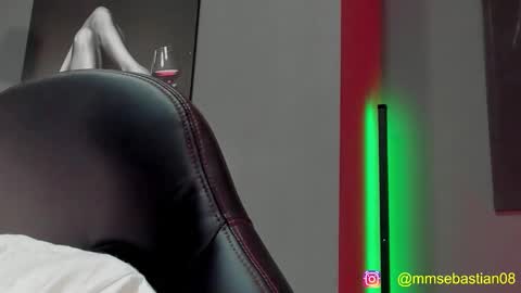 David Jons online show from December 2025 02:52:01 AM