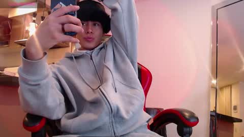 Snapshot of david_savage_ chatting on January 2026 10:02:02 PM david online show from January 2026 10:02:02 PM