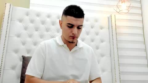 david_victoriaa online show from September 2025 03:40:01 AM