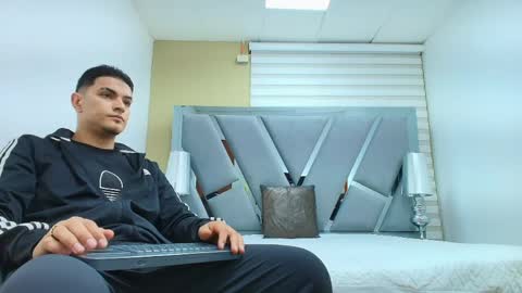 david_victoriaa online show from May 2026 12:56:02 PM