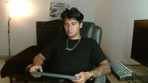 Snapshot of davidbless chatting on March 2026 02:41:01 AM David Bless online show from March 2026 02:41:01 AM
