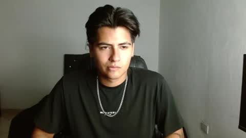 Snapshot of davidbless chatting on May 2026 01:32:02 AM David Bless online show from May 2026 01:32:02 AM
