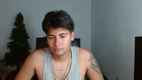 Snapshot of davidbless chatting on May 2026 06:12:02 PM David Bless online show from May 2026 06:12:02 PM